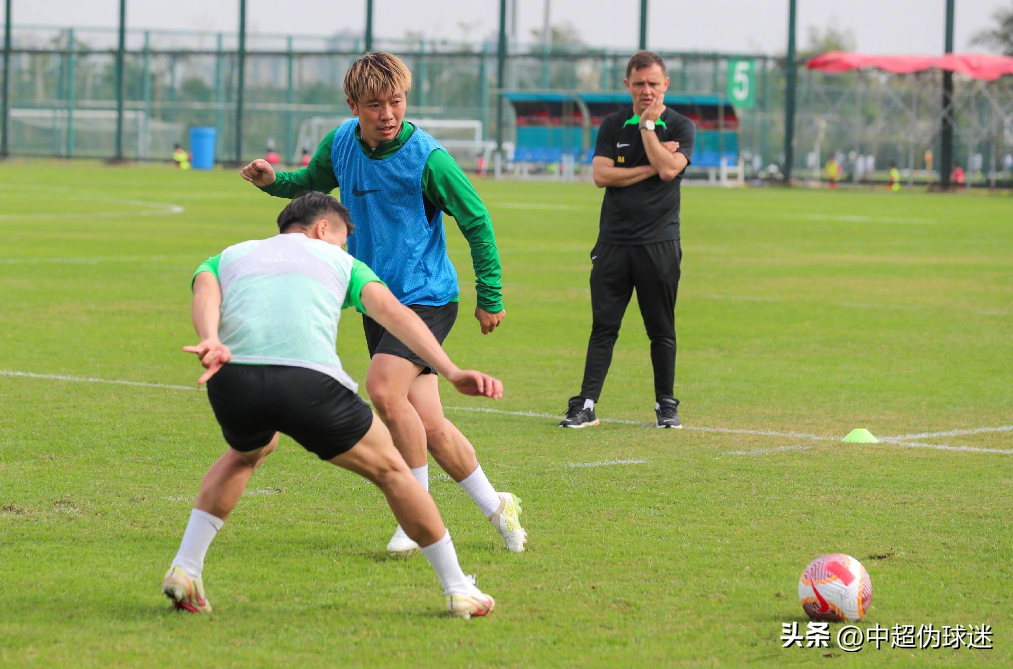 开云体育官网-意甲今晚走向成谜,北京国安官宣签约,管理层满意,轮换策略成焦点