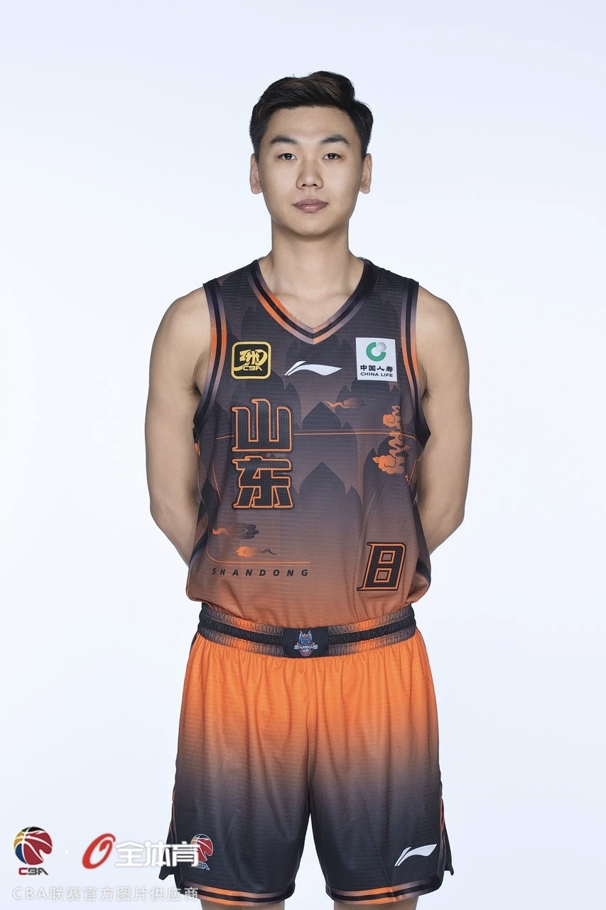 开云体育下载-包含NBA常规赛今夜再迎强敌,山东男篮复出首秀,主帅态度——目标明确,团队化学反应显著的词条